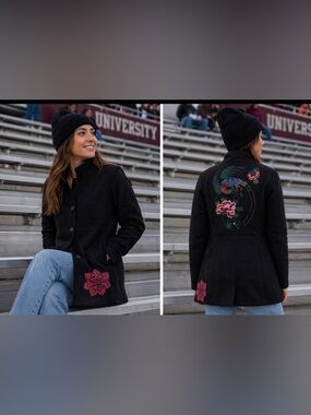 NWT Women’s Smash Embroidered coat, black, unique, size Medium.